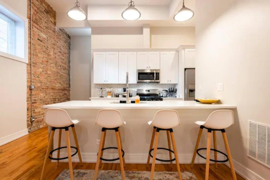 Luxurious Downtown 3 Bed 2 Bth Apartment Chicago Exterior photo