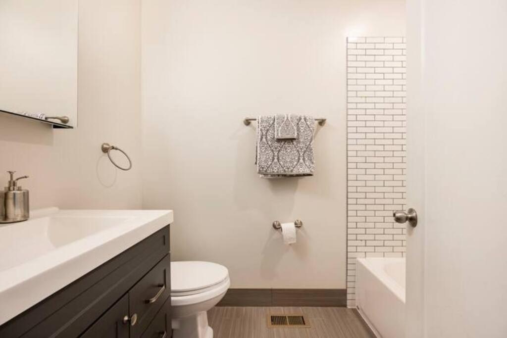 Luxurious Downtown 3 Bed 2 Bth Apartment Chicago Exterior photo